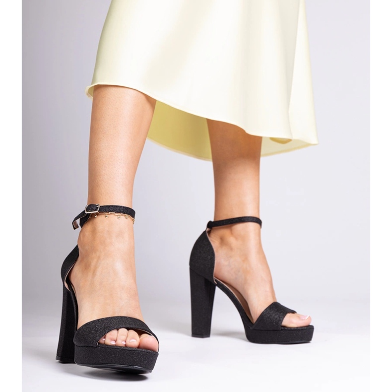 Mustat naisten korkeat kimaltelevat sandaalit 1
