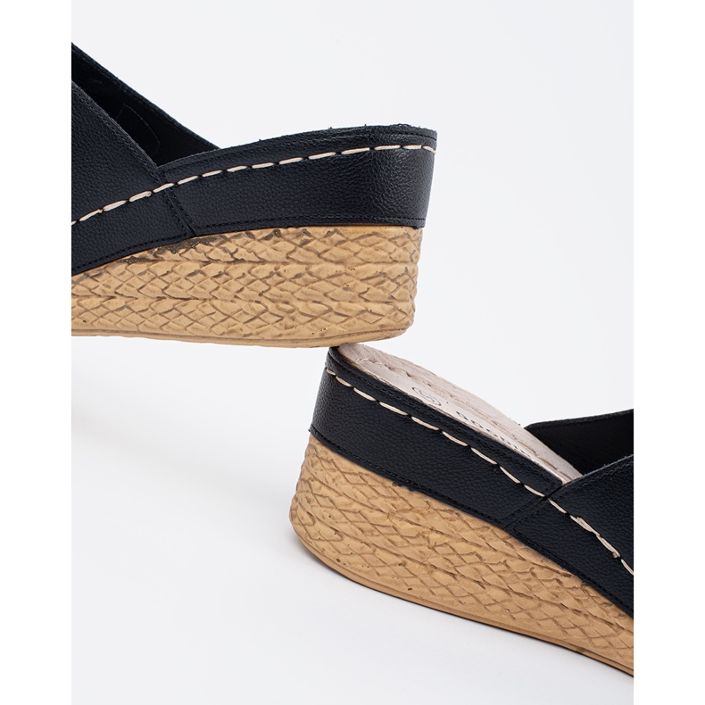 Goodin Mustat naisten kiilat 1