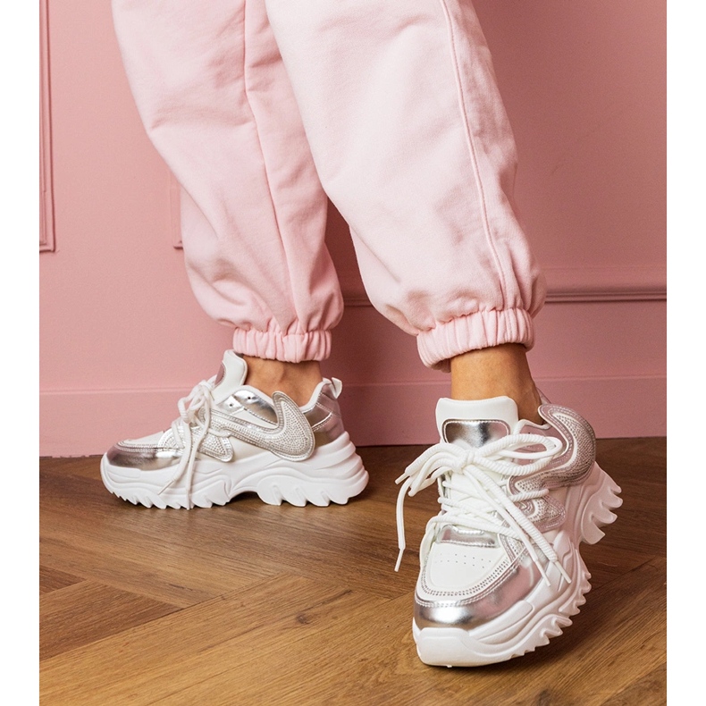 Valkoiset lenkkarit massiivisella pohjalla zirkonilla valkoinen 2