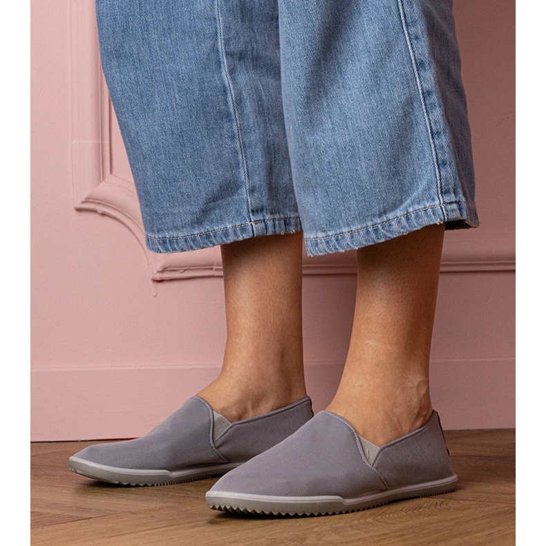 Harmaa naisten sleaned -lenkkarit 1