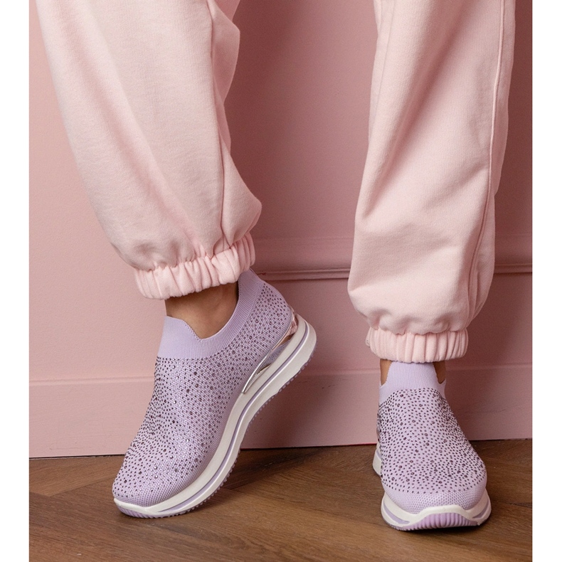 Violetti naisten lenkkarit laiturilla zirkonilla 1