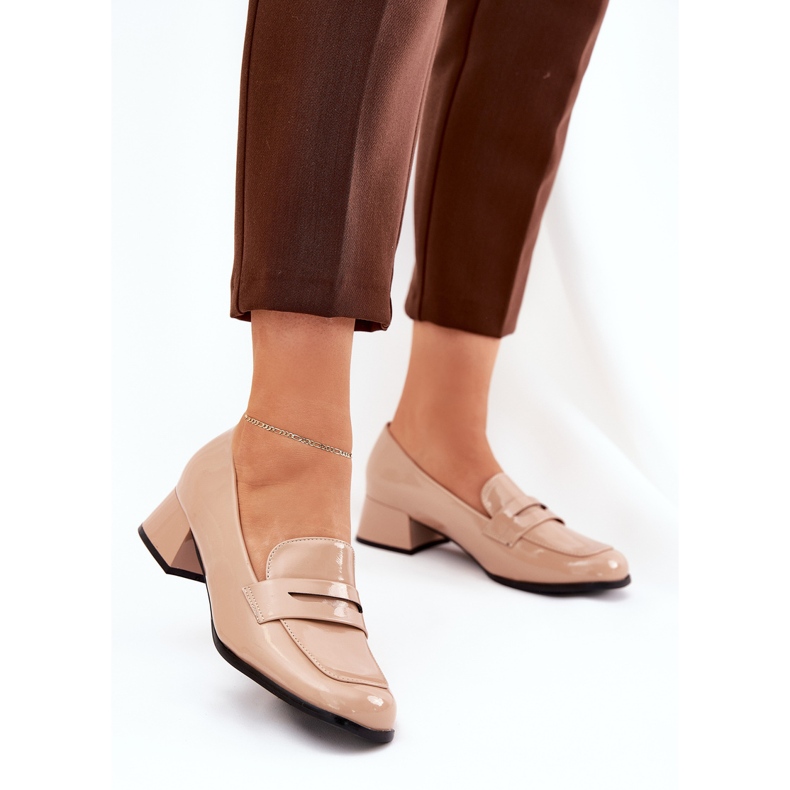 Maalattu matalalla nöyryt pumput beige 2