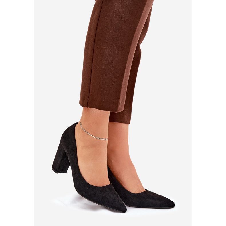 Eco -mokkanahkapumput pylväällä mustalla 1