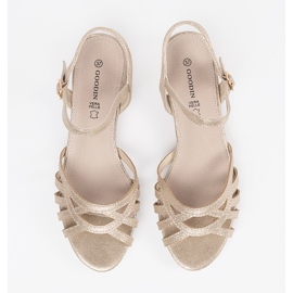 Goodin Kultaiset sandaalit, joissa on nahka kultainen 1