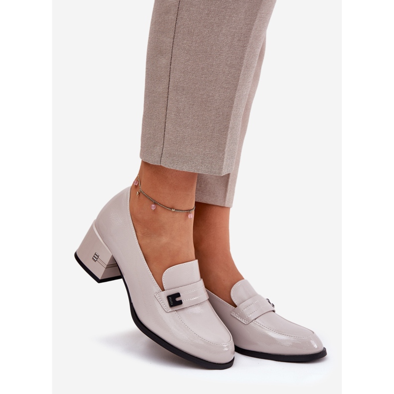 Maalatut nahkakengät Vinceza 18105 harmaalla korkokengillä 1