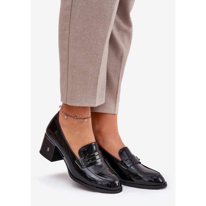 Maalatut nahkakengät Vinceza 18105 mustan korkokengän kanssa 1