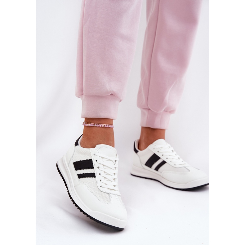 Evento Naisten lenkkarit, joissa on Eco mokkanahka valkoinen 2