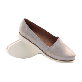 Badura naisten beige ja kultaiset kengät kultainen 3