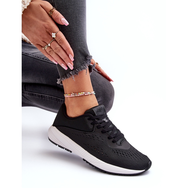 Naisten urheilukengät 4F 4FRSS24FSPOF056 Musta 5