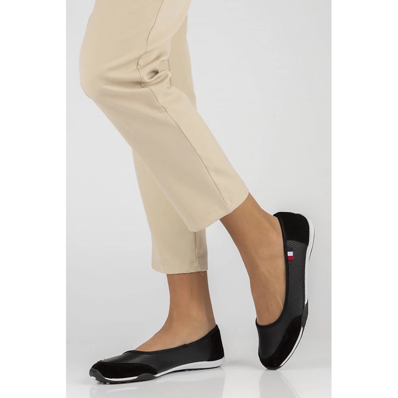 Filippo Nahka -lenkkarit dp142/24 bk musta rei'itetty valkoinen 1