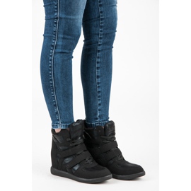 Tennarit, lenkkarit musta 1