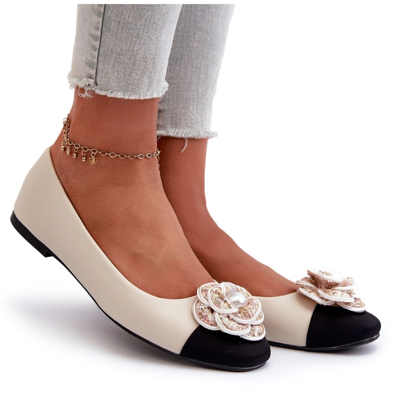 Seastar Naisten balleriinien ekologinen nahka koristeellisella helmillä beige 5