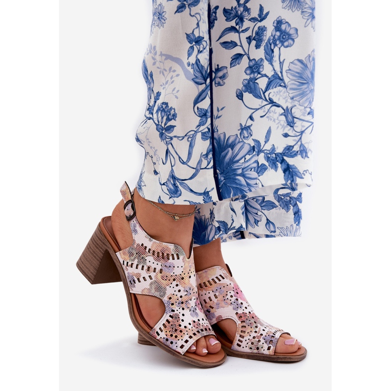 Jezzi Avointehtävät naisten sandaalit monivärisessä postitse monivärinen 1