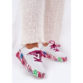 Naisten nahka -lenkkarit kuvioidulla Vinceza 88017 -valkoisella alustalla valkoinen 2