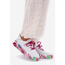 Naisten nahka -lenkkarit kuvioidulla Vinceza 88017 -valkoisella alustalla valkoinen 1