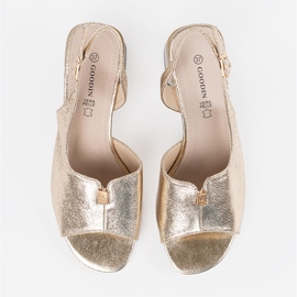 Goodin Mokka kultaiset sandaalit kultaiset korot kultainen 1