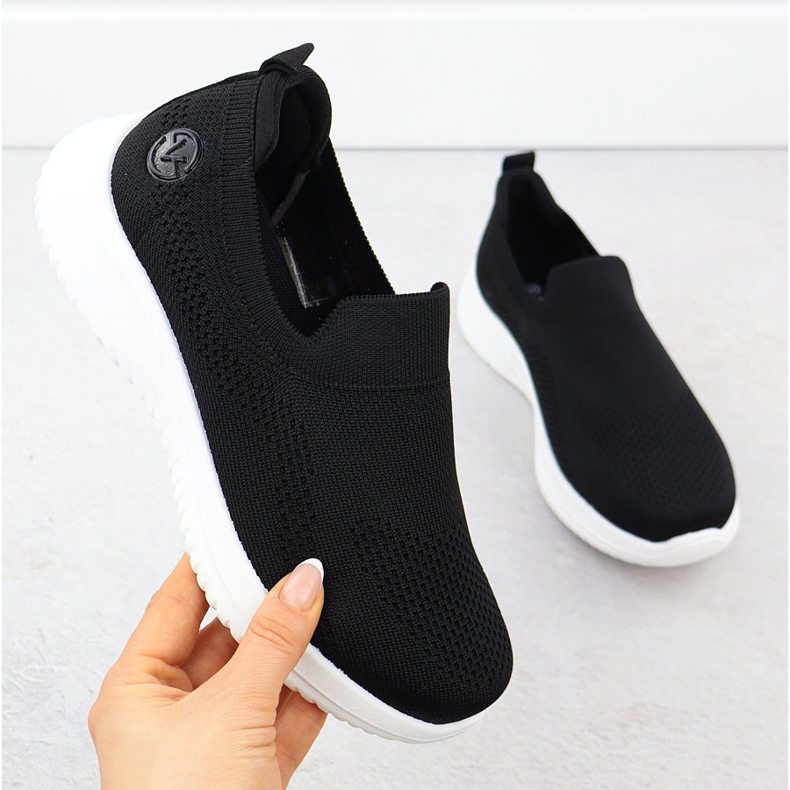 Naisten urheilukengät liukastuivat Black Vinceza 17367 musta 1