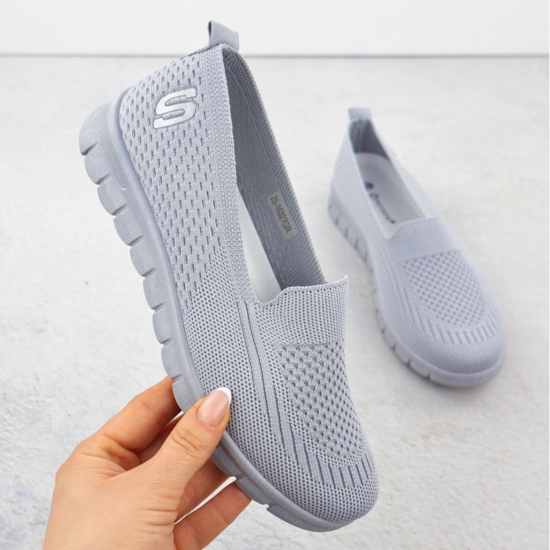 Naisten urheilukengät liukastuivat harmaa Potocki 16327 1