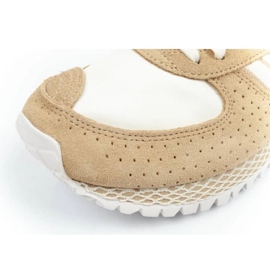 Naisten urheilukengät Adidas City Marathon GX9011 valkoinen 1