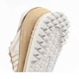 Naisten urheilukengät Adidas City Marathon GX9011 valkoinen 2