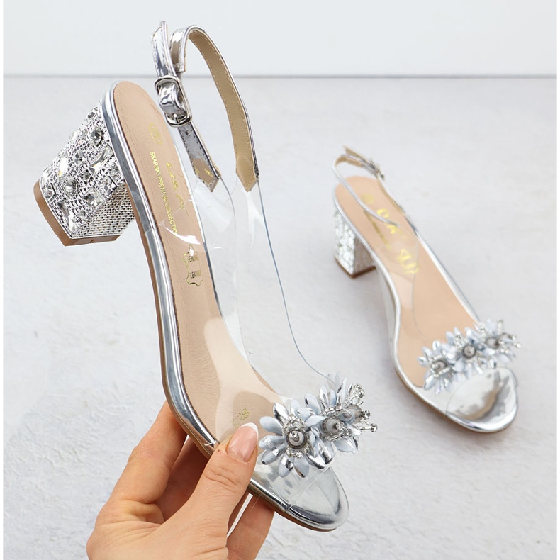 Läpinäkyvät naisten sandaalit postitse zirkoneilla hopea S.barski MR51-725 1