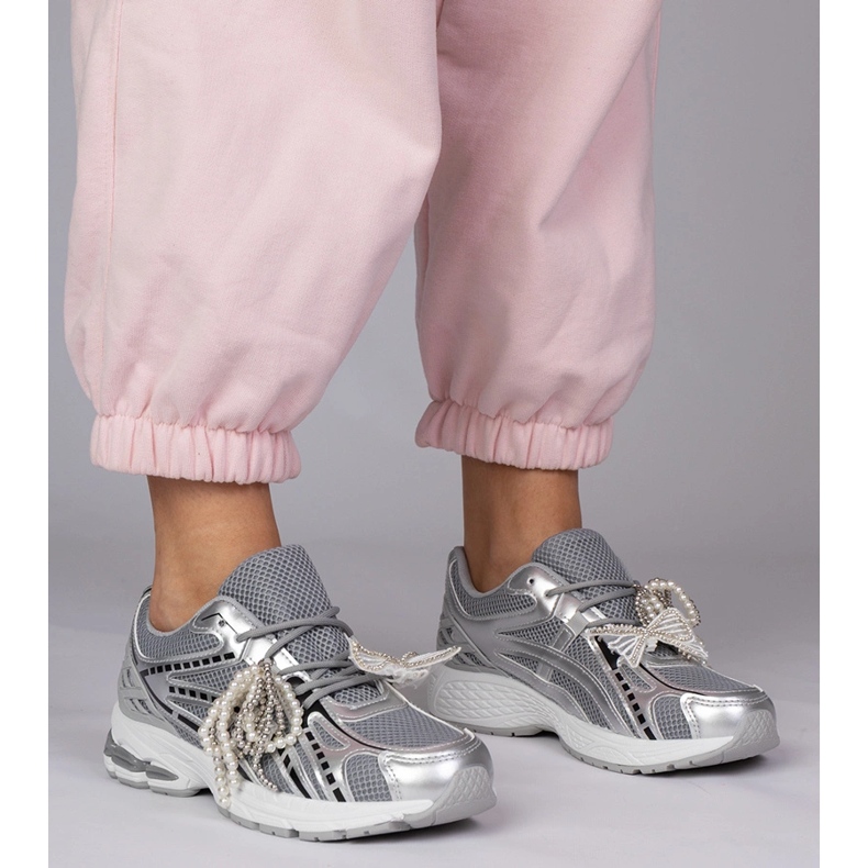 Hopea -lenkkarit, joissa on irrotettavat koristeet 1