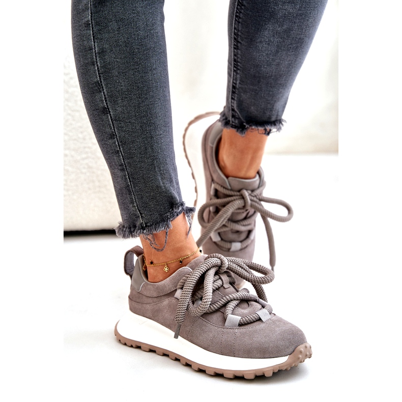 Naisten mokkanahkaiset tennarit, joissa paksu nauhoitus Artiker 54C1465 harmaa 1