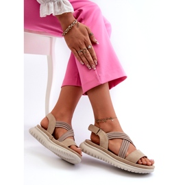 Evento Kevyet naisten mukavat beige -sandaalit 4