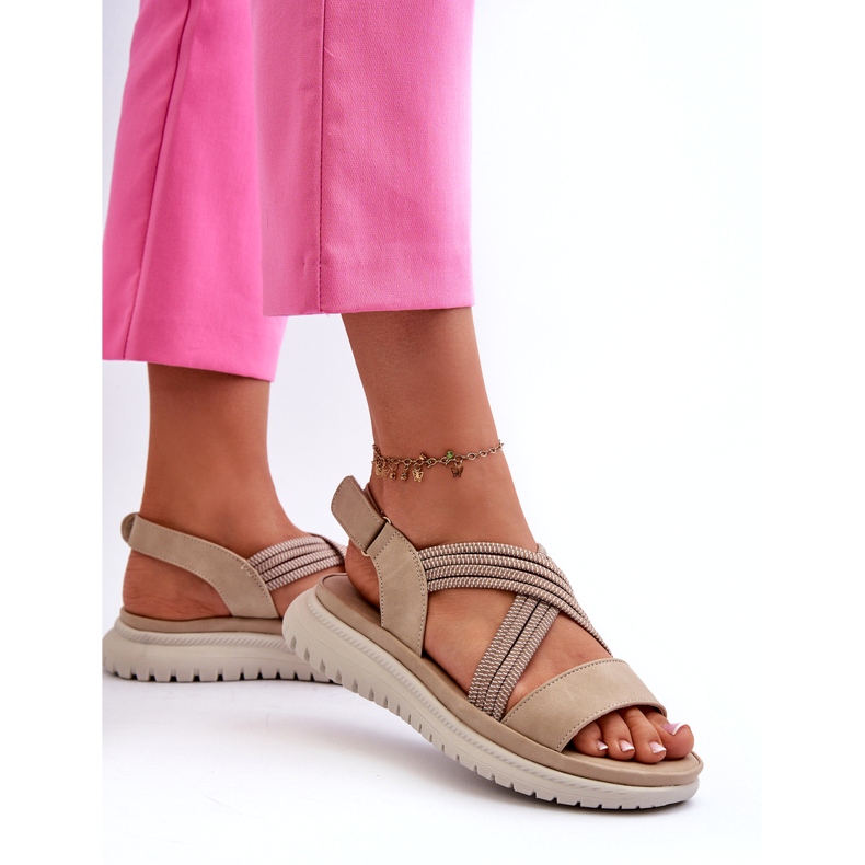 Evento Kevyet naisten mukavat beige -sandaalit 3