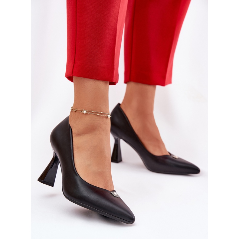 Elegantit pumput laajennetulla Vinceza 62222 mustalla nastalla 2