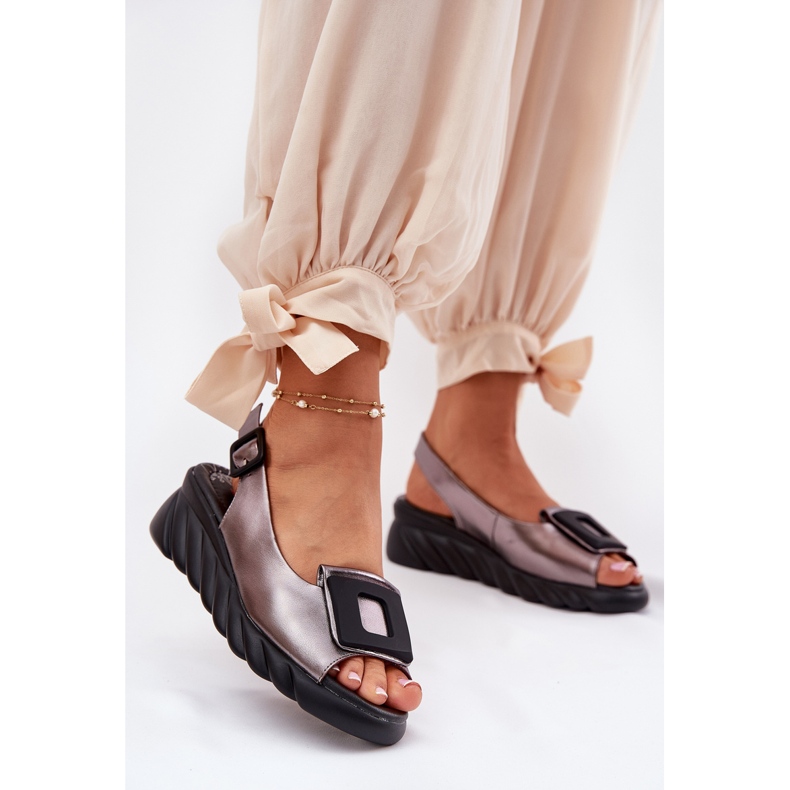 Naisten nahkaiset sandaalit, joissa on kiila koristeella artiker 56c2158 grafiitti hopea 2