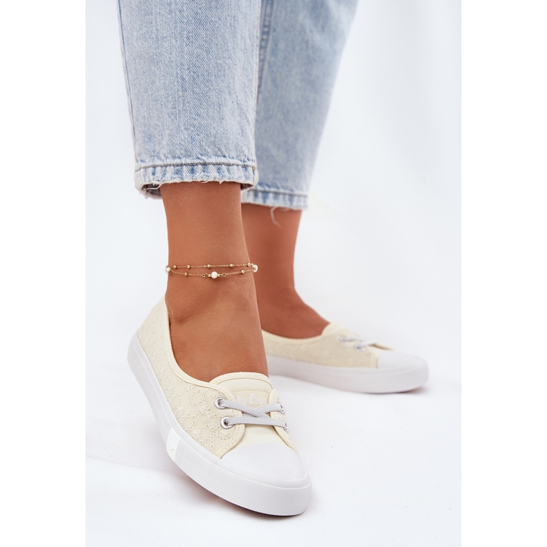 Lenkkarit Naisten lenkkarit kirjontalla Lee Cooper LCW-25-31-3445L Beige 2