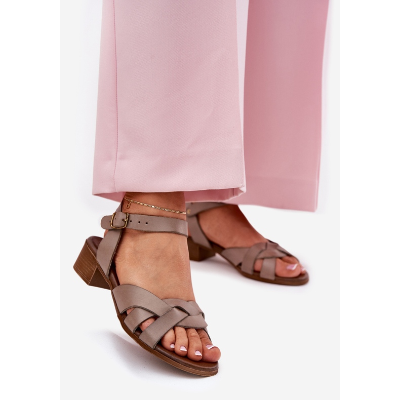 Nahka -sandaalit, joissa on herkkä zazoo 40372 tumma beige 1