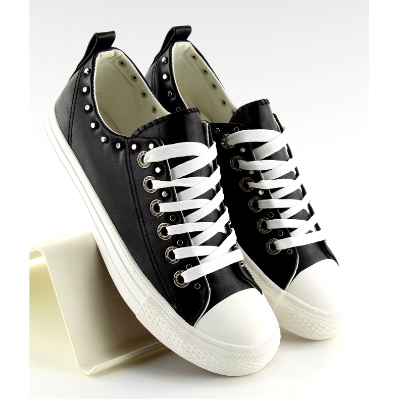 Mustat SM-2738 Mustat naisten lenkkarit nappeilla 1