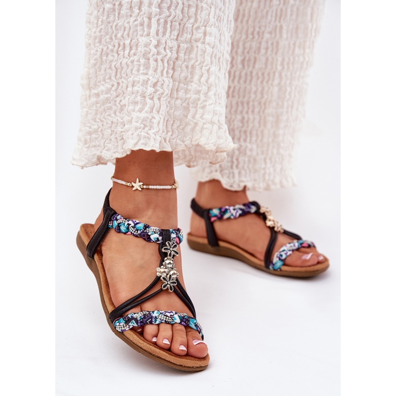 Litteät naisten sandaalit, joissa on punotut raidat ja nastat Artiker 54c1331 musta 2