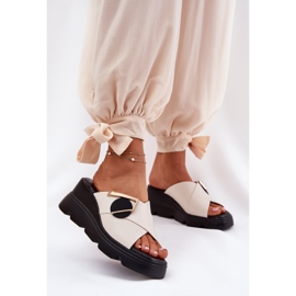 ARTIKER Tyylikkät nahkaiset naisten kiilat muinaisella sisustuksella Artker 56c1585 beige 2