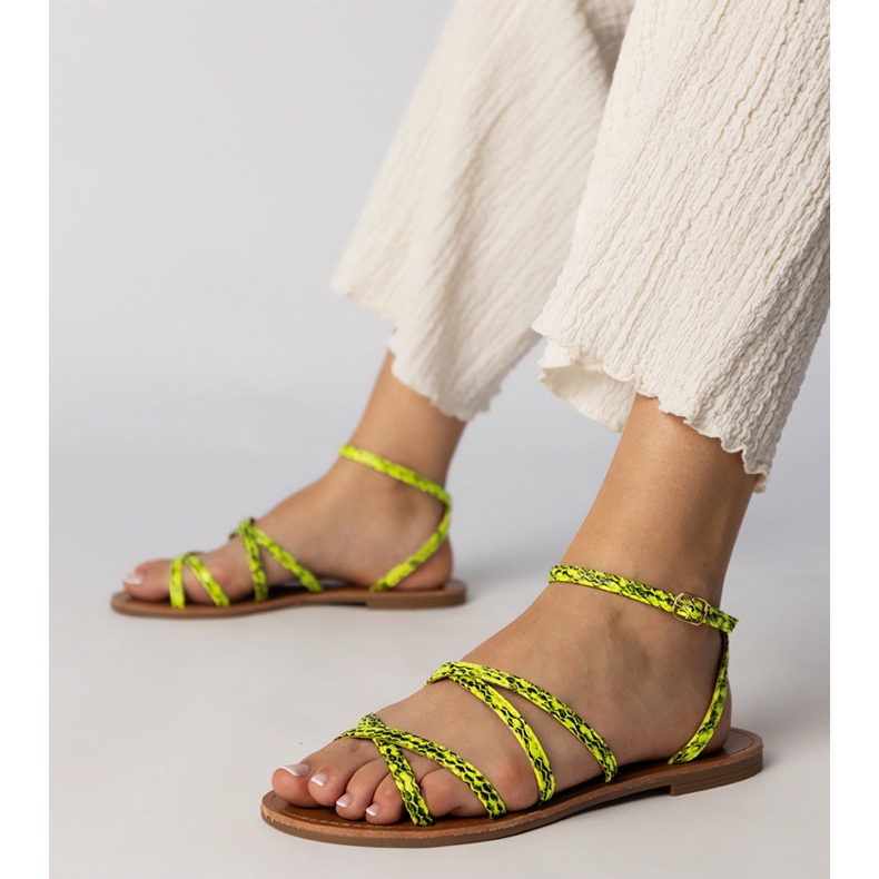 Keltaiset sandaalit tasaisella pohjalla keltainen 1