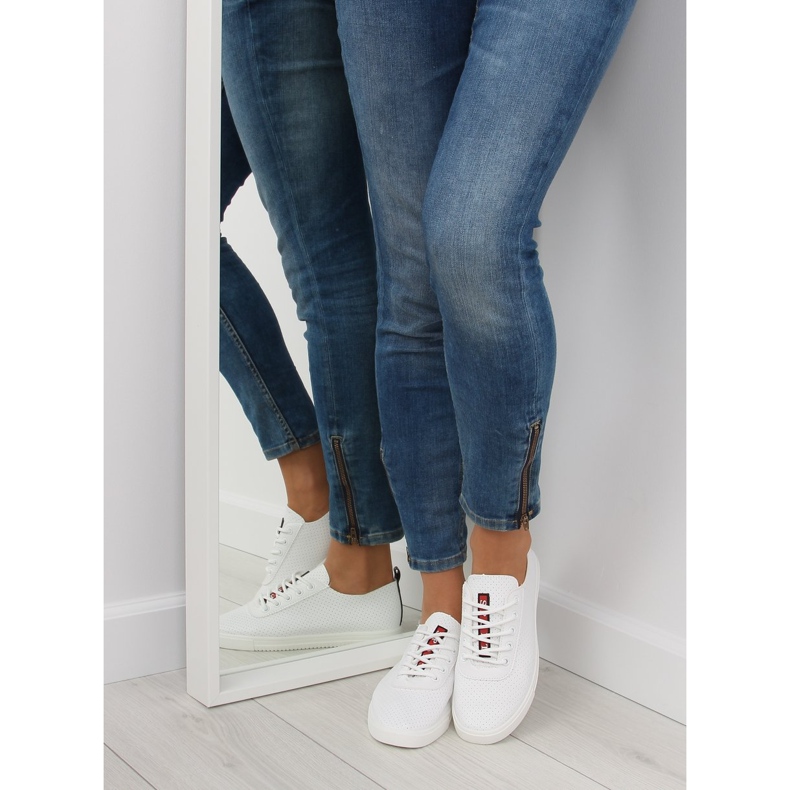 Naisten valkoiset pehmeät tennarit valkoinen 2