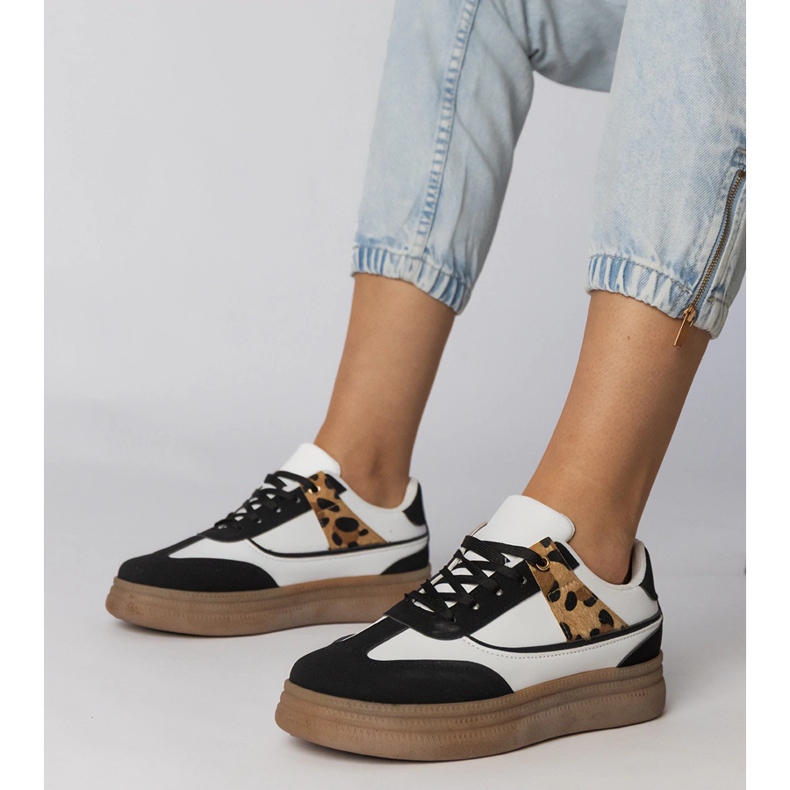 Valkoiset ja valkoiset lenkkarit leopardin lisävarusteilla valkoinen 1