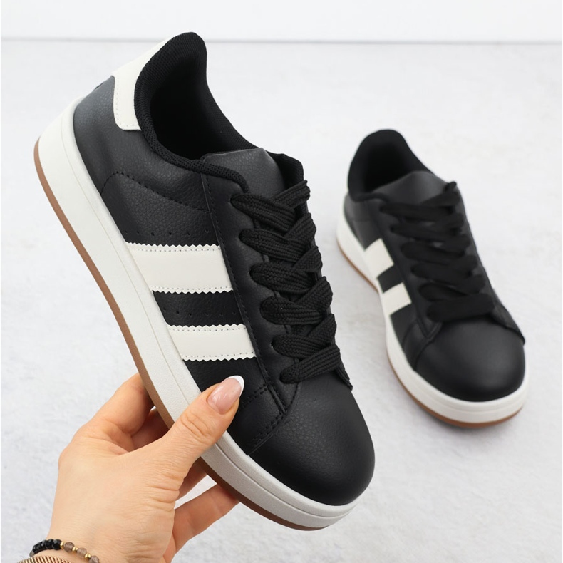 News Naisten urheilukengät Musta uutinen 8233 1