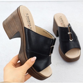 Naisten nahkainen flip flops mustalla T.sokolski L25-13 -viestillä 1