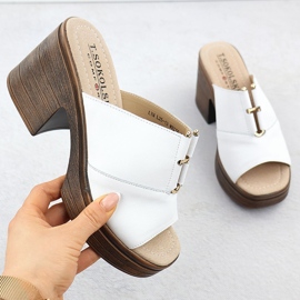 Naisten nahkainen flops valkoisella postilla T.Sokolski L25-13 valkoinen 1