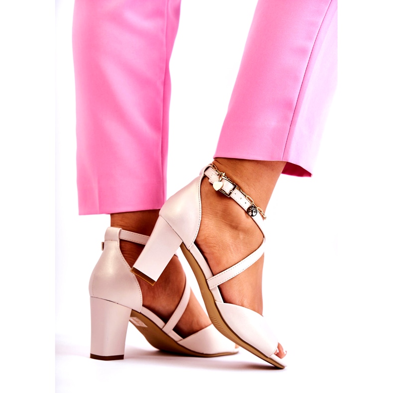 Sergio Leone Sandaalit postitse beige helmi 4