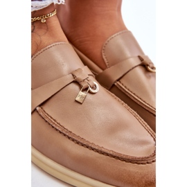 Naisten beige-nahkaiset mokasiinit 5