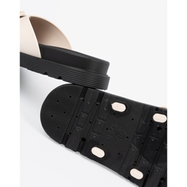 Seastar Kevyt -beige naisten läppä, jossa on kultainen solki 1