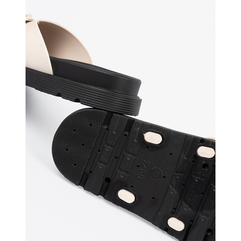 Seastar Kevyt -beige naisten läppä, jossa on kultainen solki 1