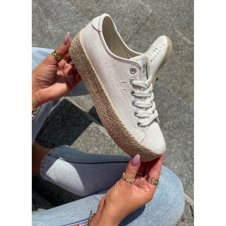 Naisten lenkkarit laiturilla Lee Cooper LCW-25-02-3284 Braidin kanssa beige 1