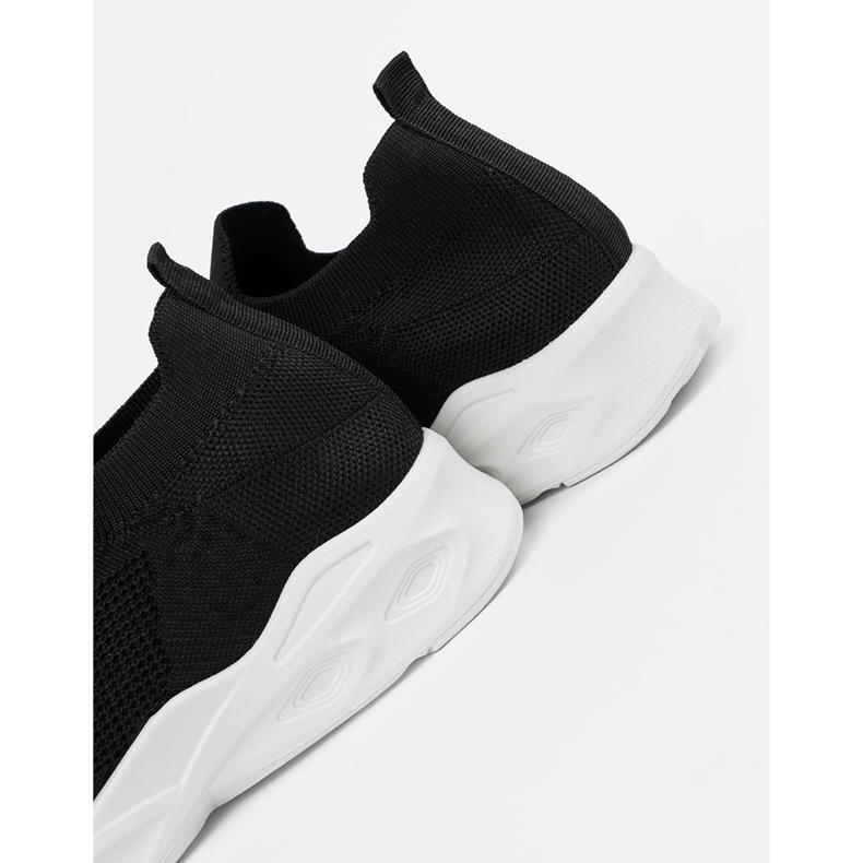 Naisten urheilukengät, musta liukastui 2