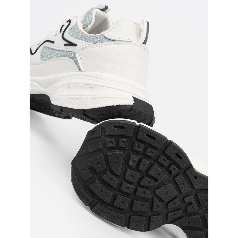 Shelvt Valkoiset ja vihreät lenkkarit koristeellisilla inserteillä valkoinen 1