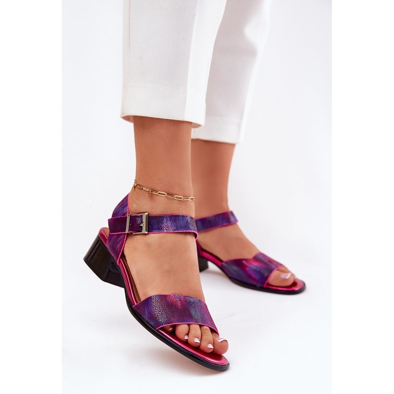 Maciejka N6802-15 nahkajalkapallo-sandaalit vaaleanpunainen 2